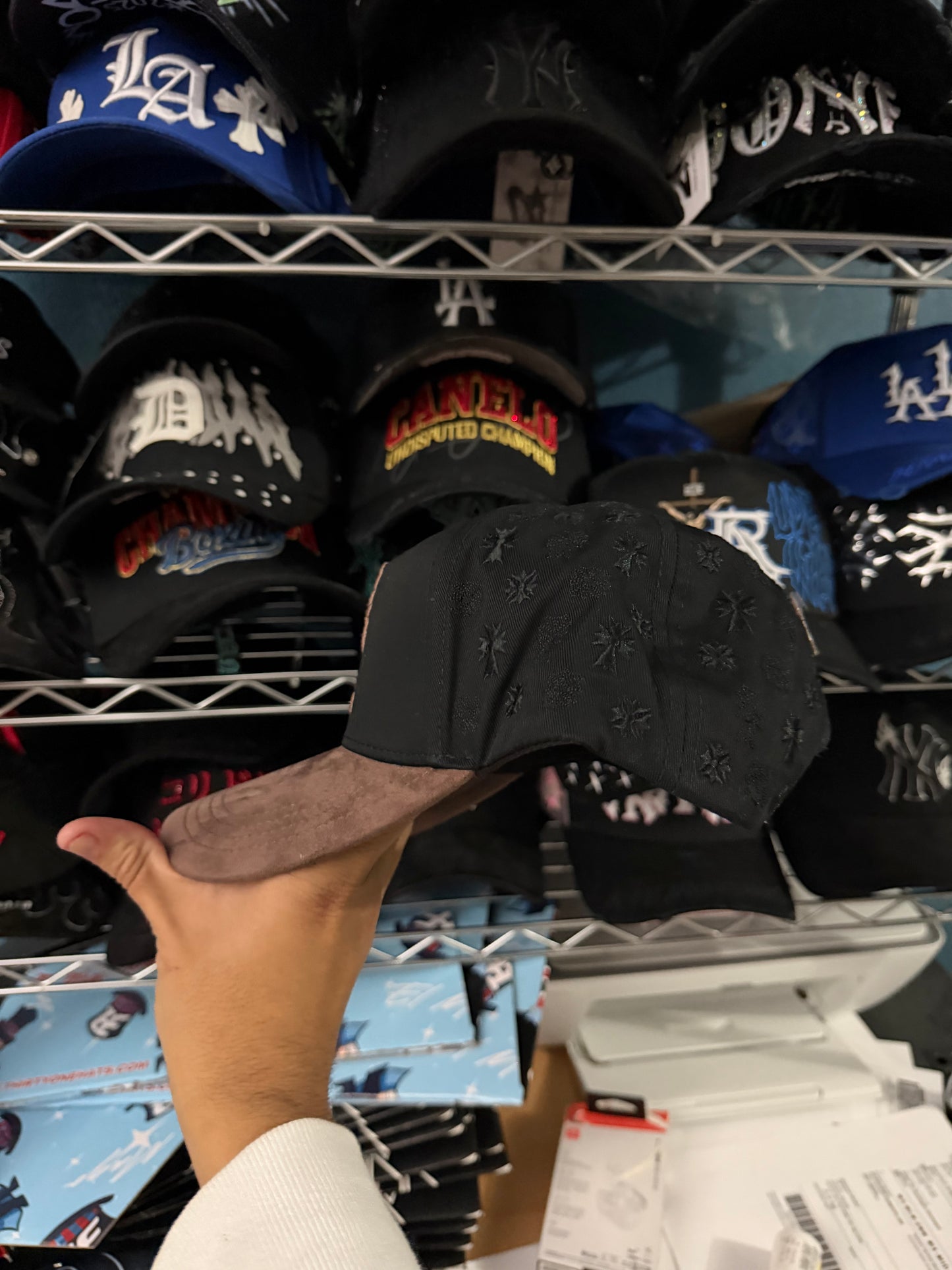 Barbas hats "B Cross"