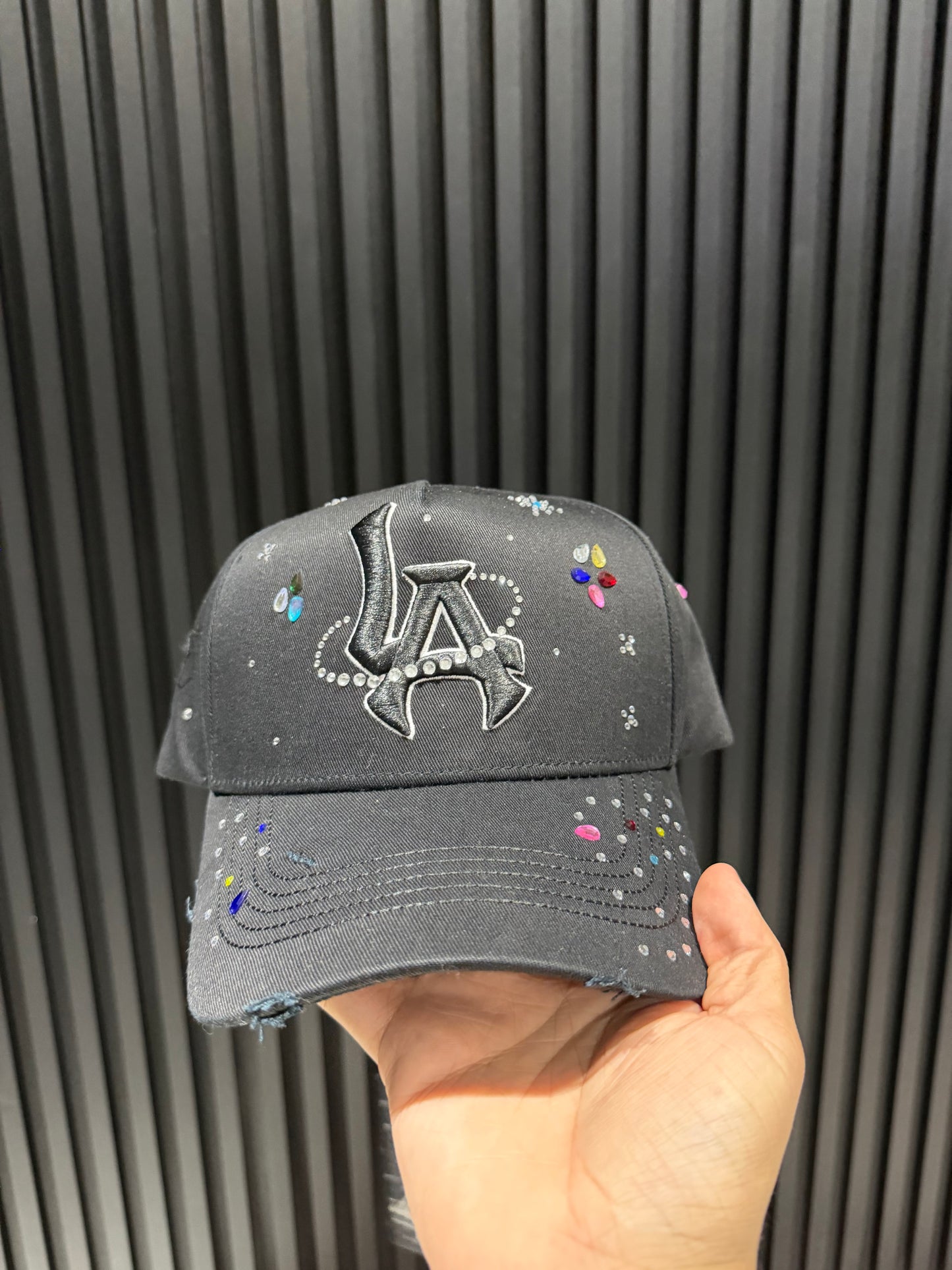 31 hats x el mago "La universe"