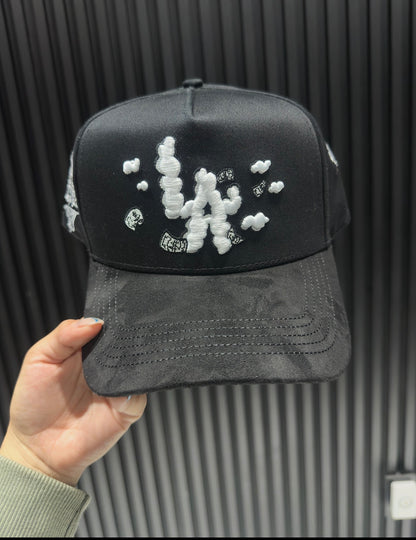 31 Hats "La cloud Black"