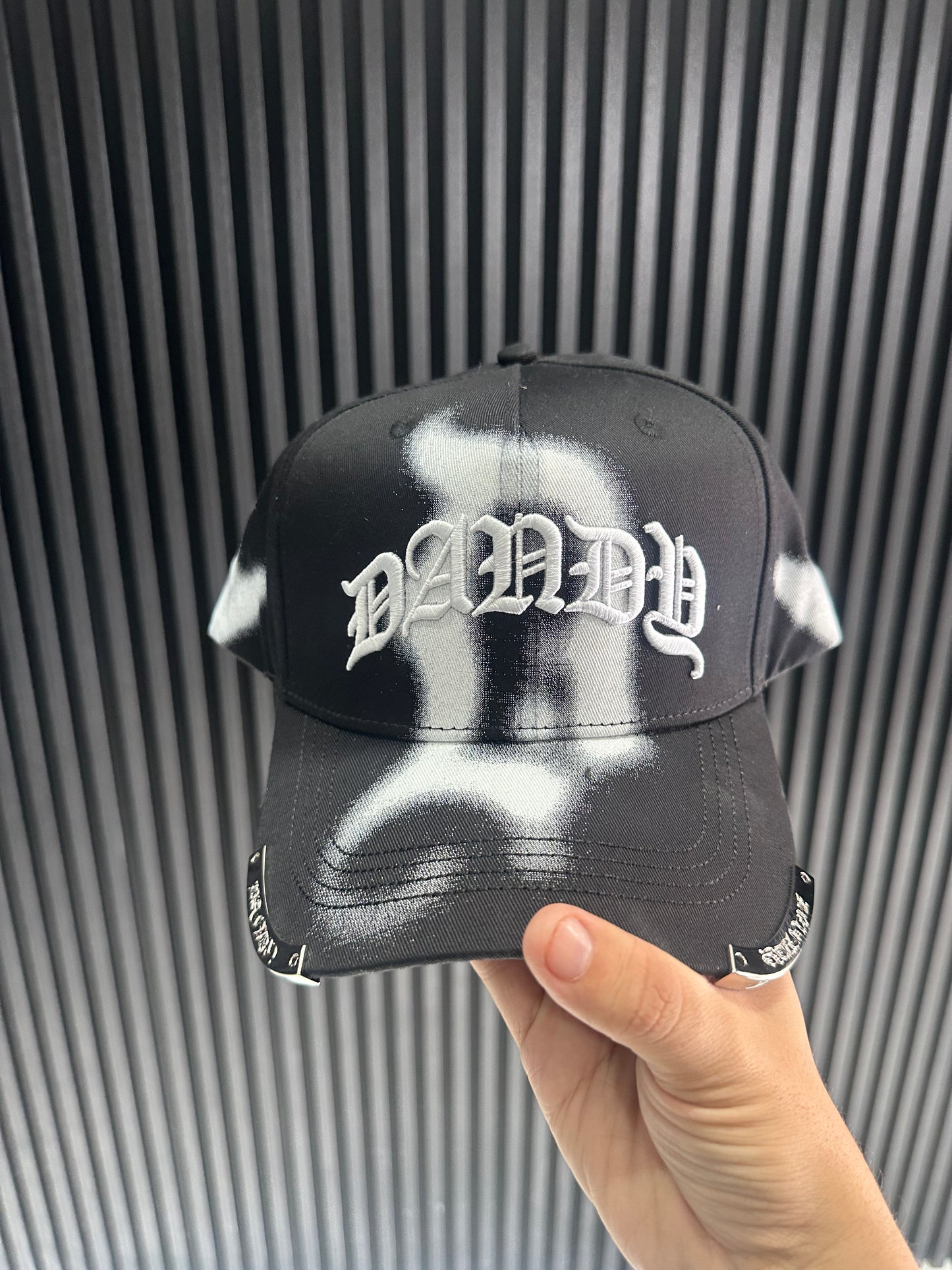 Dandy Hats "Proyect 001"