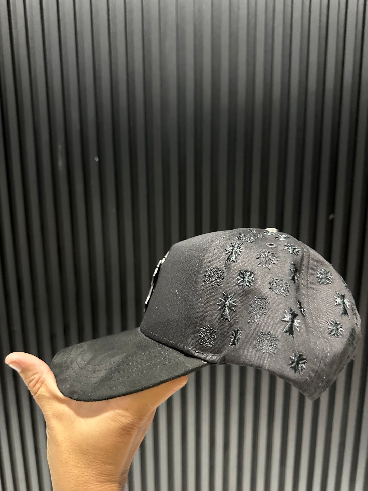 Barbas hats x Rich de Kids "Chrome blackout"