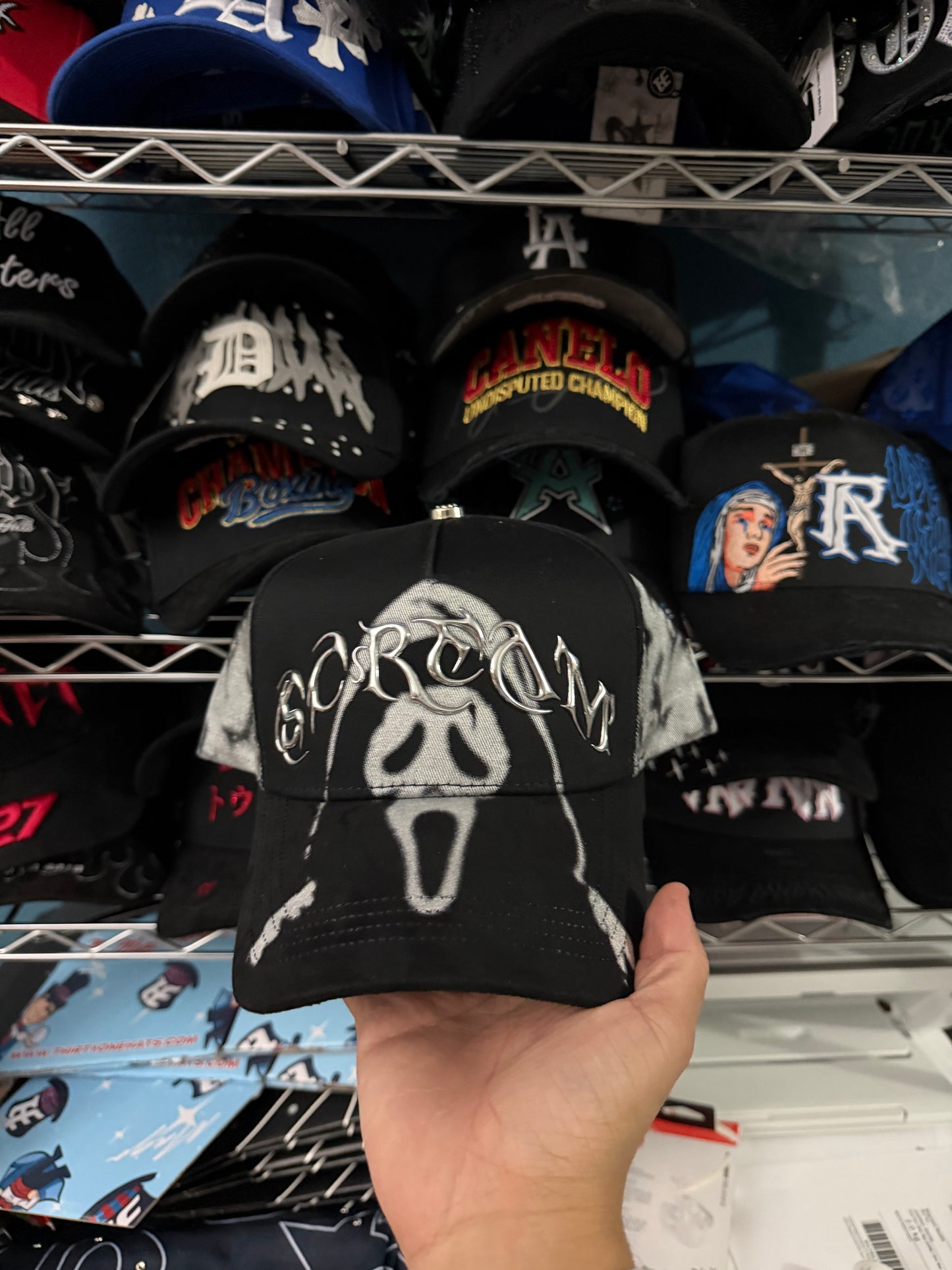 Barbas hats "Scream"